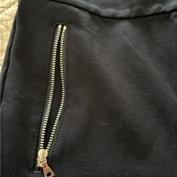 LOFT Black Pants with Gold Zippers Size 12 - Picture 7 of 10